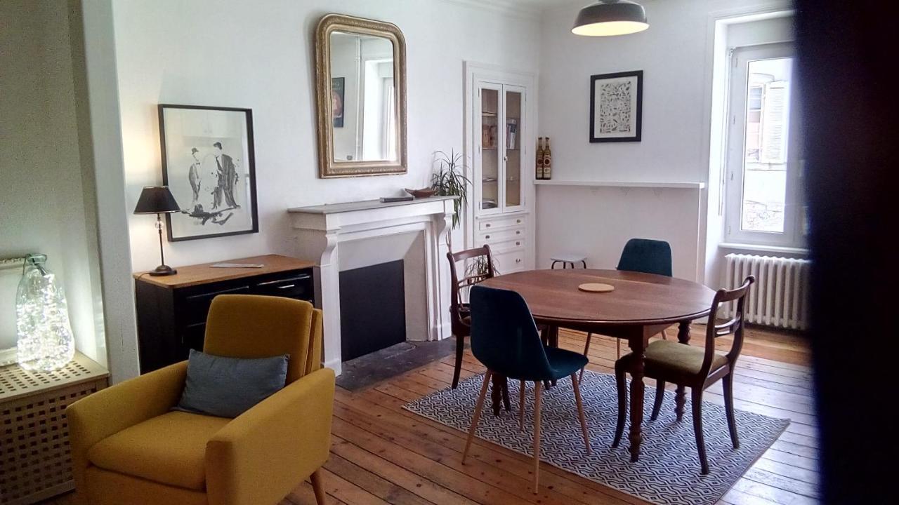 קמפר Les Appartements Du 31 - Centre Ville - 1Er Etage - 56 M2 מראה חיצוני תמונה